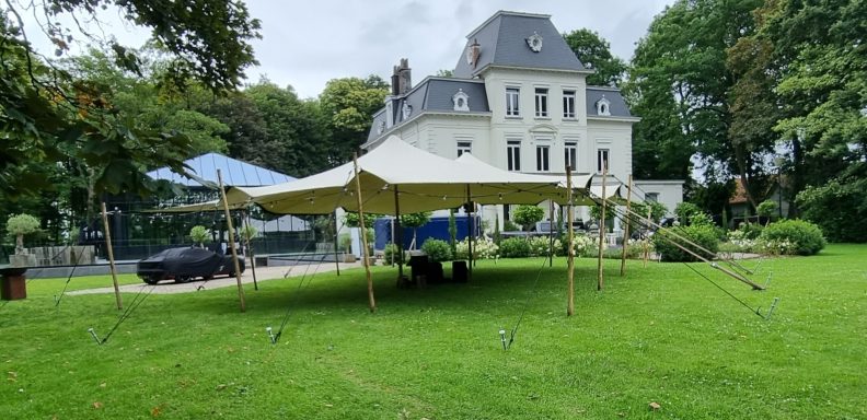 Chateau Pironne stretchtent Stretchtent 10x12,5 Pironne Sint-Niklaas Nieuwkerken chateau