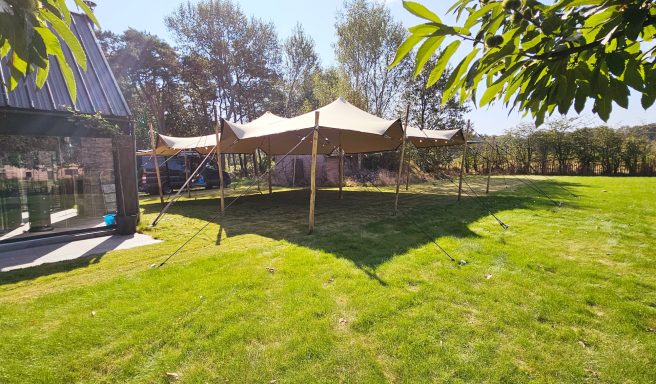 stretchtent huren Oost Vlaanderen met vloer stretchtent huren Oost Vlaanderen met vloer