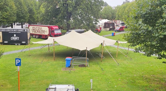 Stretchtent Circus Ronaldo Stretchtent Circus Ronaldo Sinaai Dries Sint-Niklaas Belsele