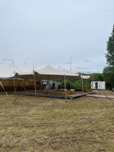 stretchtent huren Oost Vlaanderen met vloer stretchtent huren Oost Vlaanderen met vloer