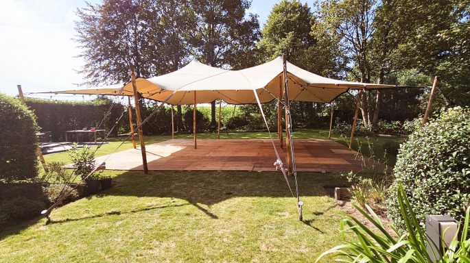 stretchtent huren Oost Vlaanderen met vloer stretchtent huren Oost Vlaanderen met vloer