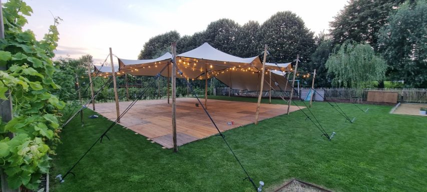 stretchtent huren Oost Vlaanderen met vloer stretchtent huren Oost Vlaanderen met vloer